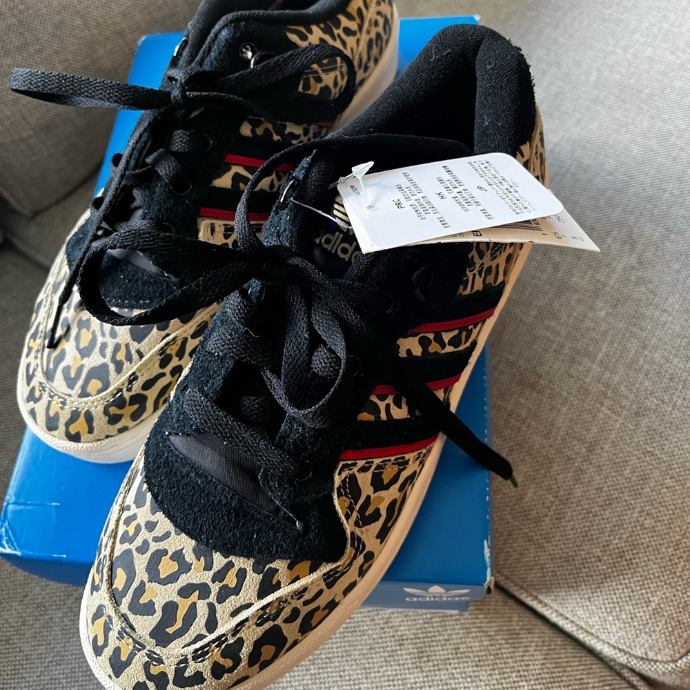 Adidas rivalry leopard sneakers - Picture 3 of 7